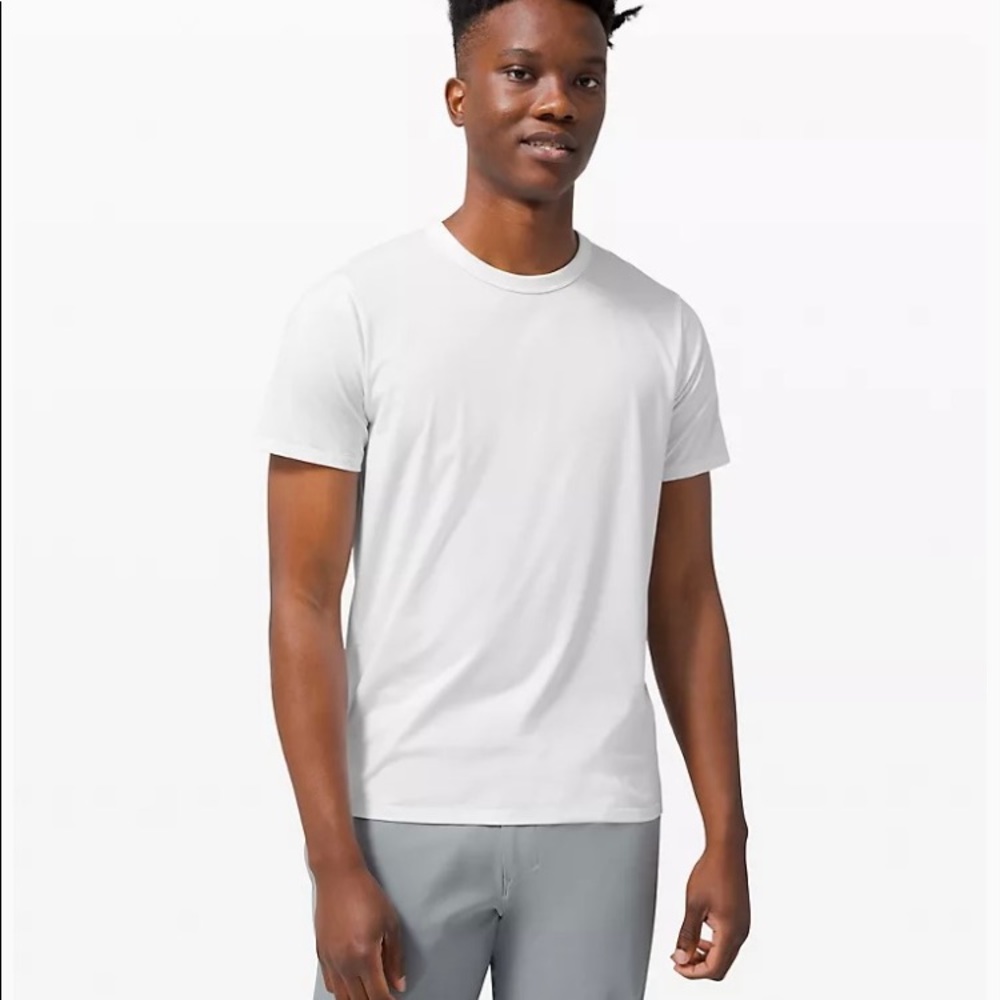 Lululemon Men’s Size Medium White Fundamental T-Shirt NWT